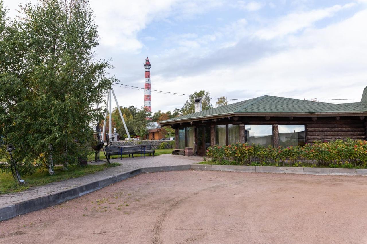 Baza Otdikha Mir Mayakov Hotel Ladozhskoye Ozero Exterior photo